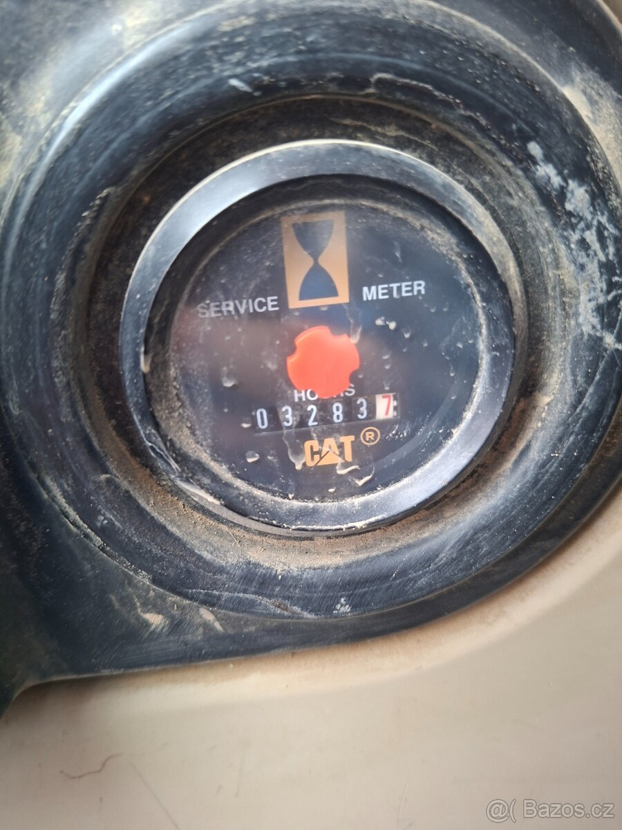 Caterpillar 307c - 5