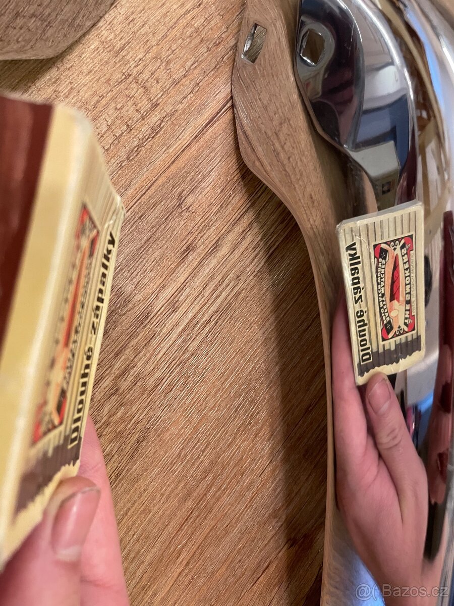 Originál L + P chromovaný roh předního nárazníku BMW e30 - 5