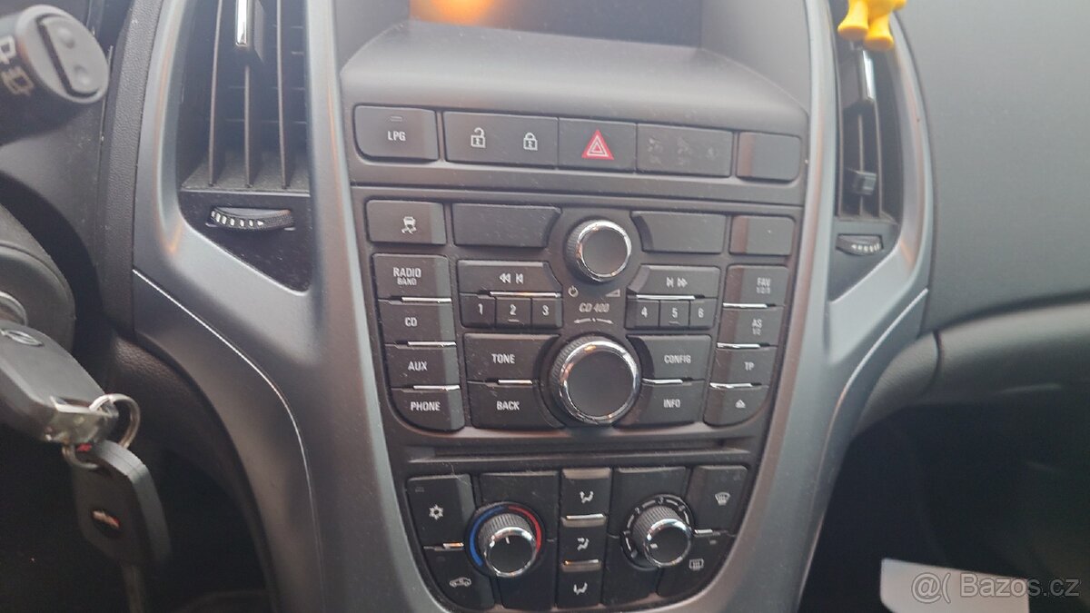 ND Opel Astra J 1.4 - 5