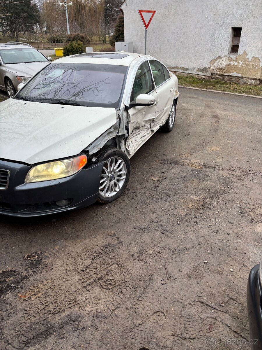 S80 V8 2010 executive - 5