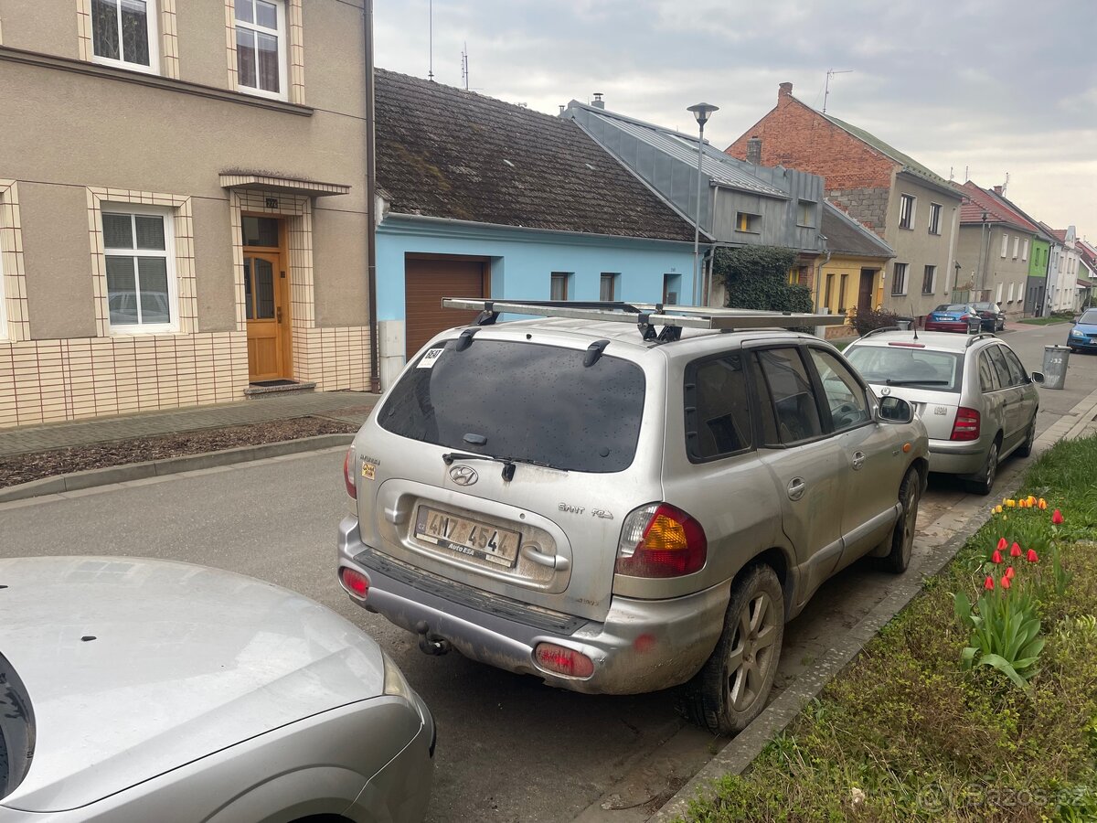 Hyundai Santa Fe - 5