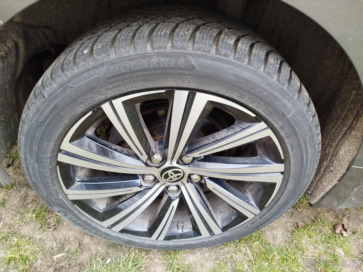 Corolla 1.5 92kw - 5