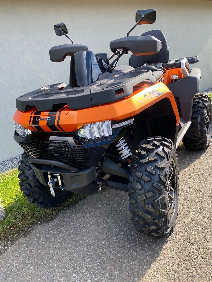 NOVINKA BENDA REDSTONE 550 dvouválec