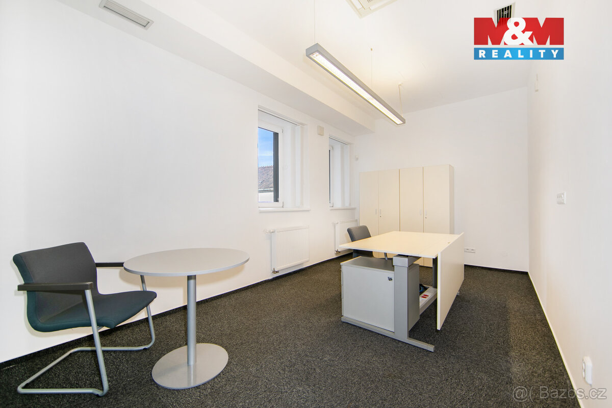 Pronájem kancelářského prostoru, 105m², Kdyně, ul. Náměstí - 5