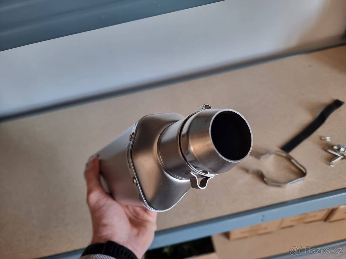 Nová koncovka na výfuk "Akrapovic" - Dlouhá verze 470mm - 5