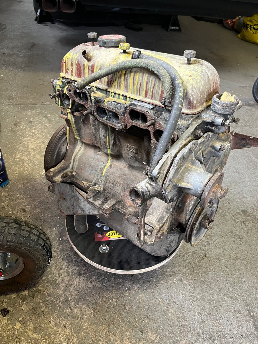 Motor Renault R8 - 5