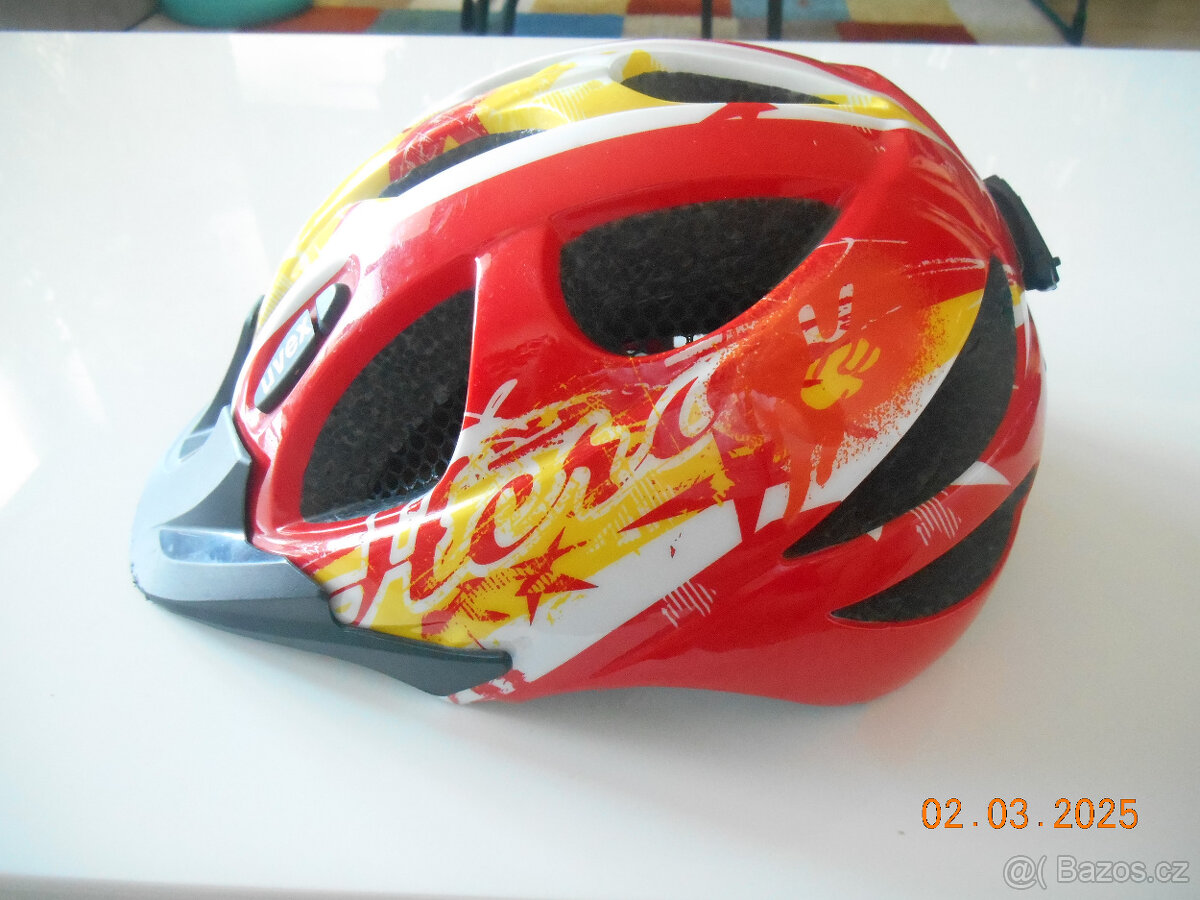 Dětská přilba Uvex Hero - 5