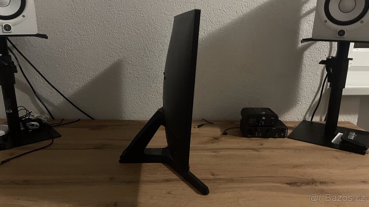 24" Samsung S24R350 – Full HD, IPS, 75Hz - 5