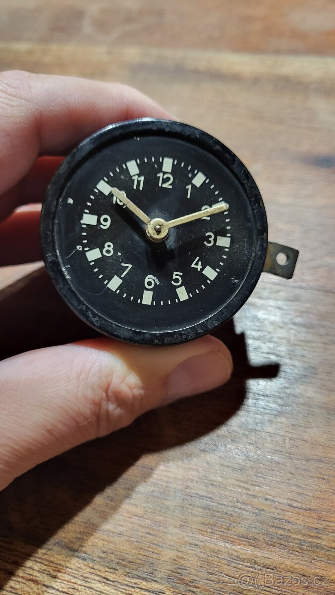 Hodiny do tachometru - 5