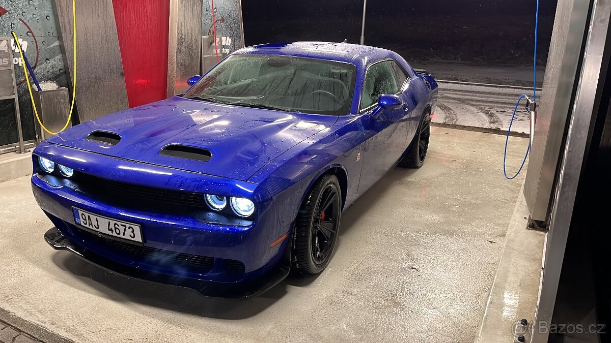 Dodge Challenger 6.4 scat pack Automat - 5