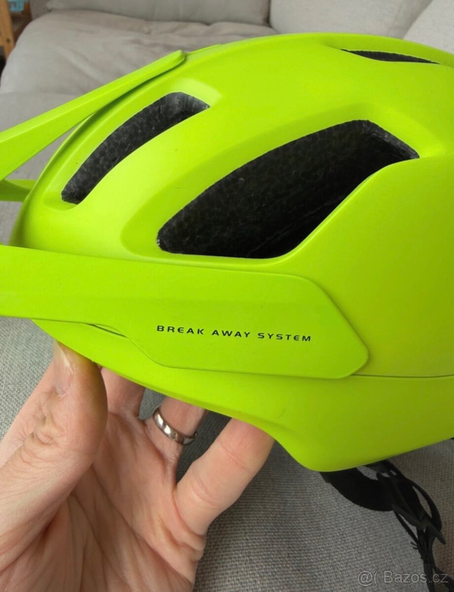 Cyklistická přilba POC Axion - 5