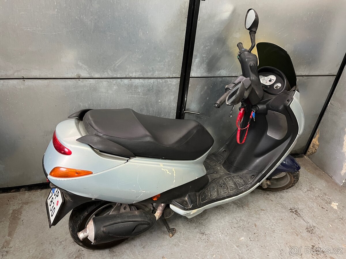 Skútr Peugeot Elyseo 100 - 5