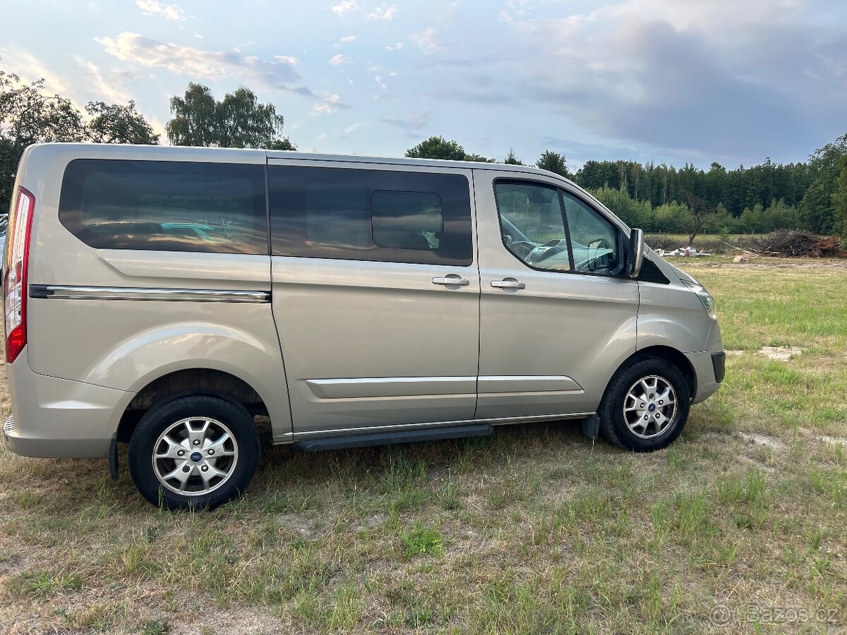 Ford Custom Tourneo - 5