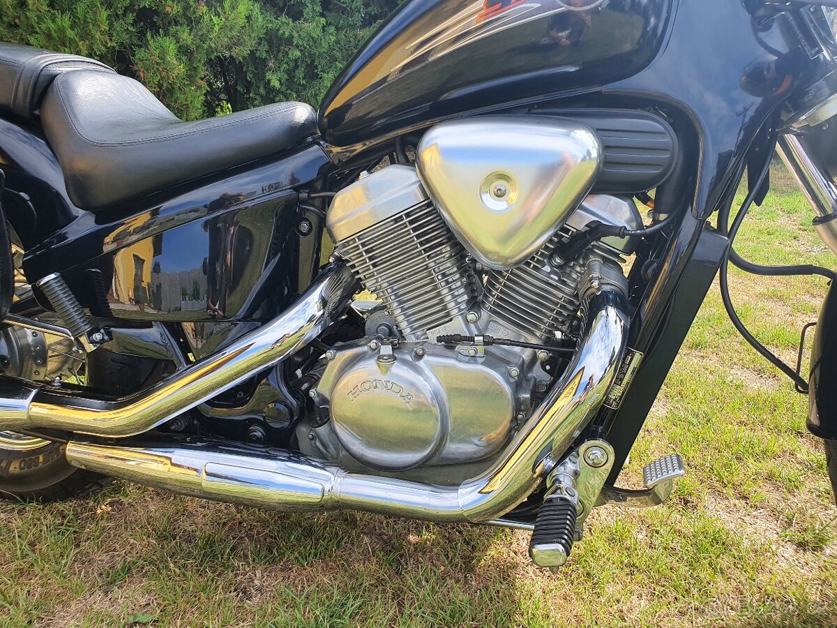 Honda Shadow - 5