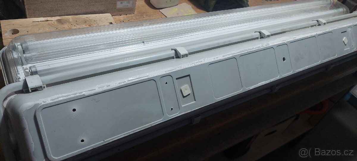 Zářivková svítidla, světla, IP krytí, zářivka. - 5