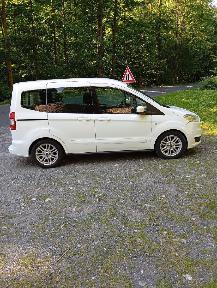 Ford transit courier 1.0/74kw, ČR,1.majitel - 5