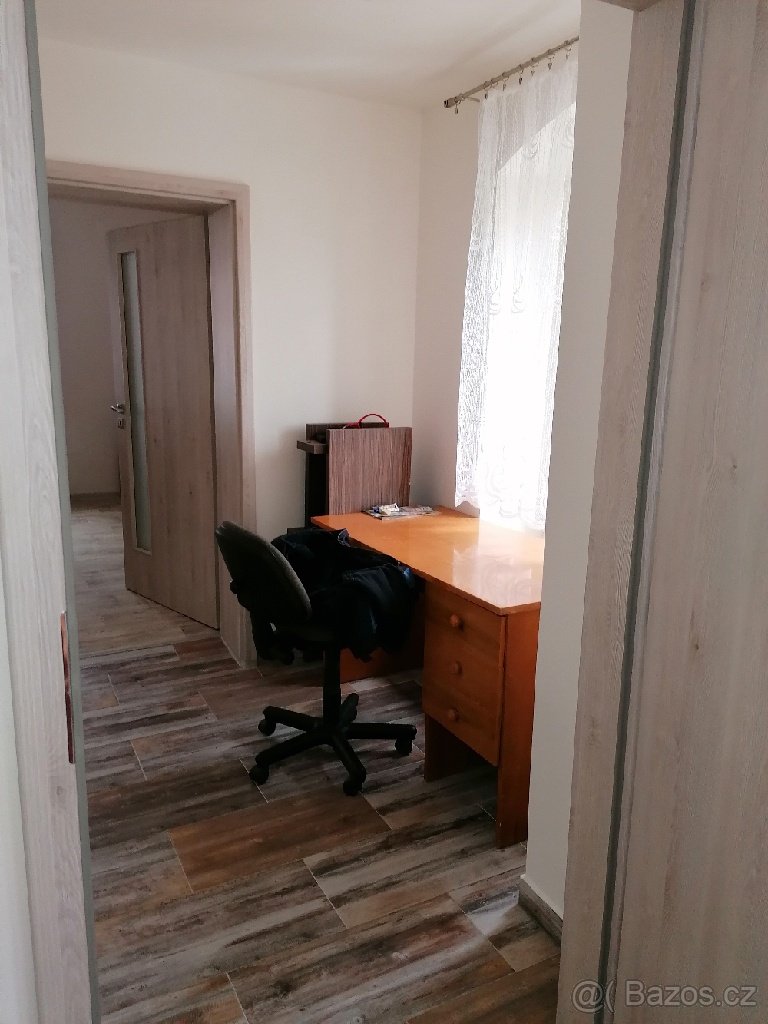 pronajmu agenturní byt 4+1 v Pacově - 5