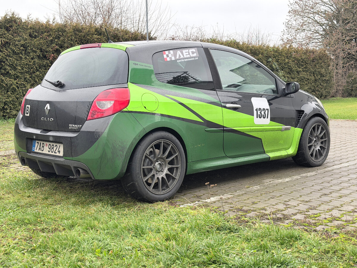 Renault Clio III RS 197 - závodní auto TOP STAV - 5