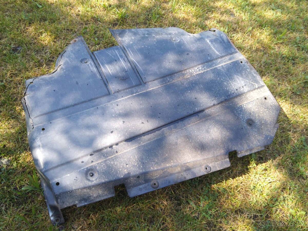 VW Sharan díly na předek kapota chladičovka výztuh - 5