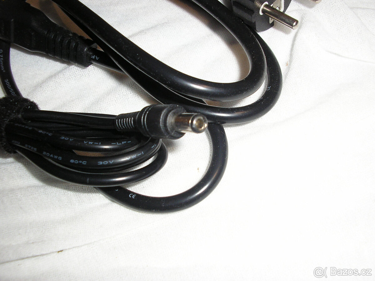 Zdroj pro notebook a pod. 15V, 5A, 75W - 5