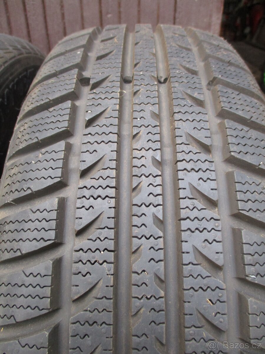 TOMKET SNOWROAD 3 ZIMNÍ /185/65R 15/88T - 5