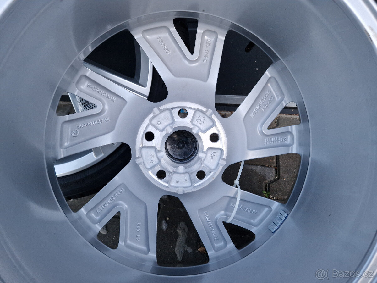 5x112 r18 kola vw golf 8 disky 225 40 18 volkswagen octavia - 5