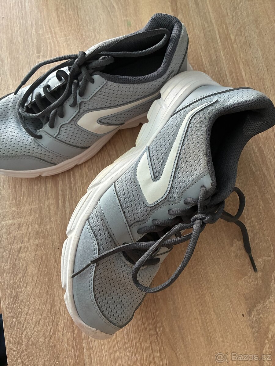 Tenisky, botasky, Decathlon vel 40 - 5