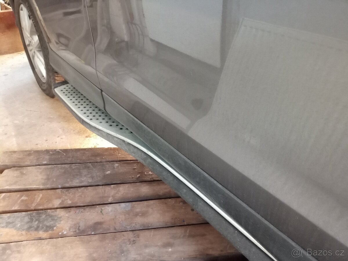 Predám bočné nášľapy na Honda crv - 5