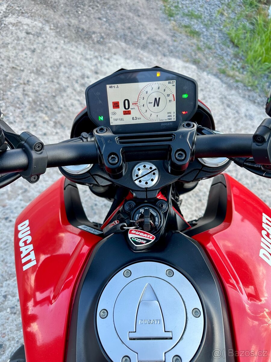 Ducati hypermotard 950 - 5