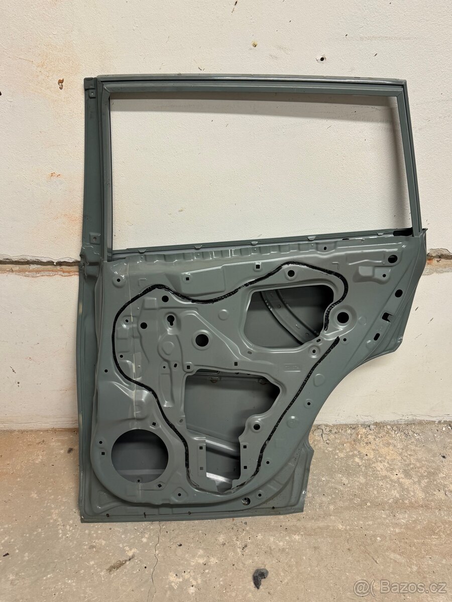 Toyota Corolla Cross, PZ dveře - 5