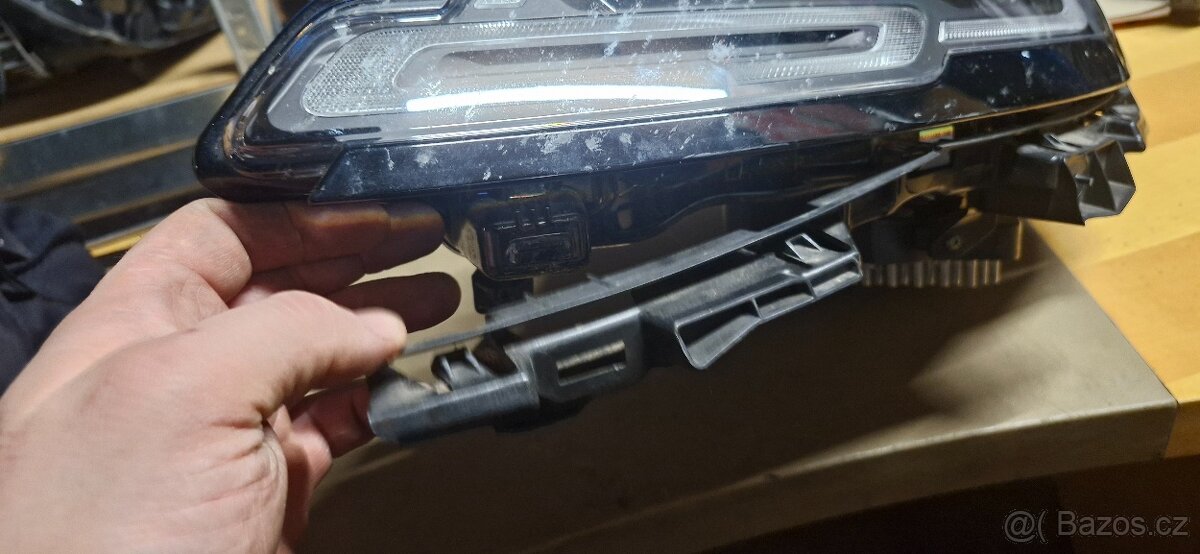 Leve predni svetlo range rover evoque L551 - 5