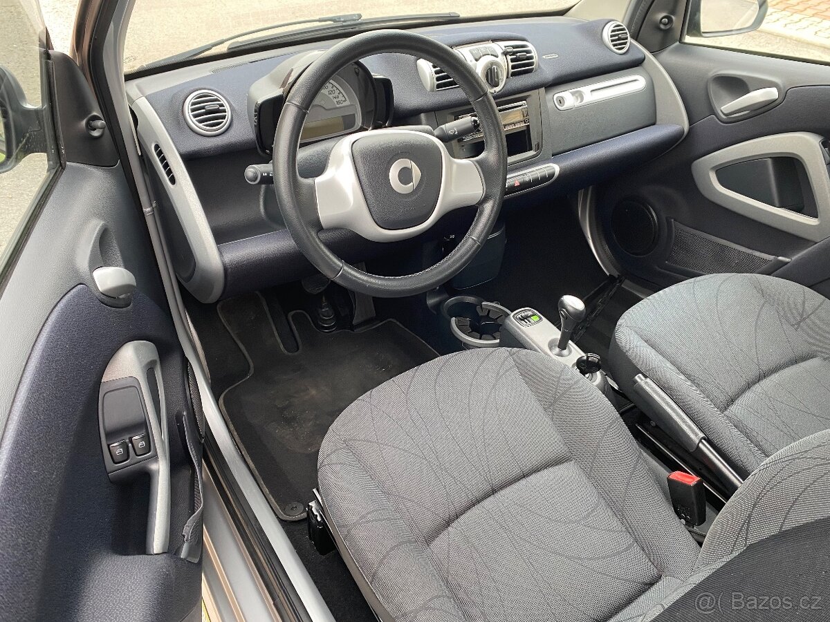 Smart fortwo mhd 0.9i 52kW klimatizace - 5