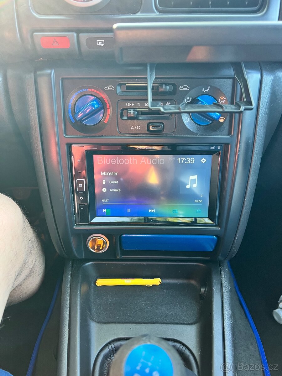 Subaru Impreza GT - 5