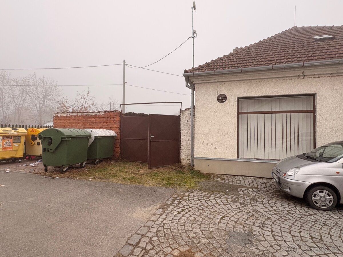 Prodej byvaleho obchodu, prodej domu - 5