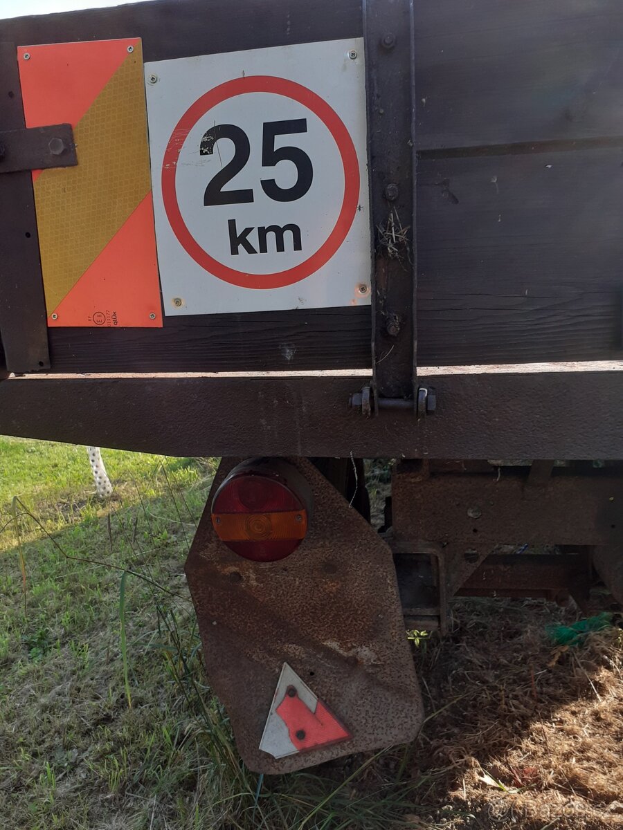 Sklápěcí vlek 3,5t - 5