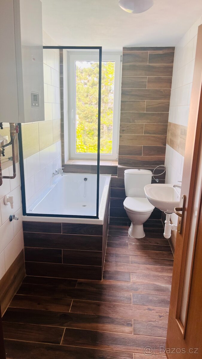 Pronájem mezonetu 4+kk - U zastávky, Jablonec nad Nisou - 5