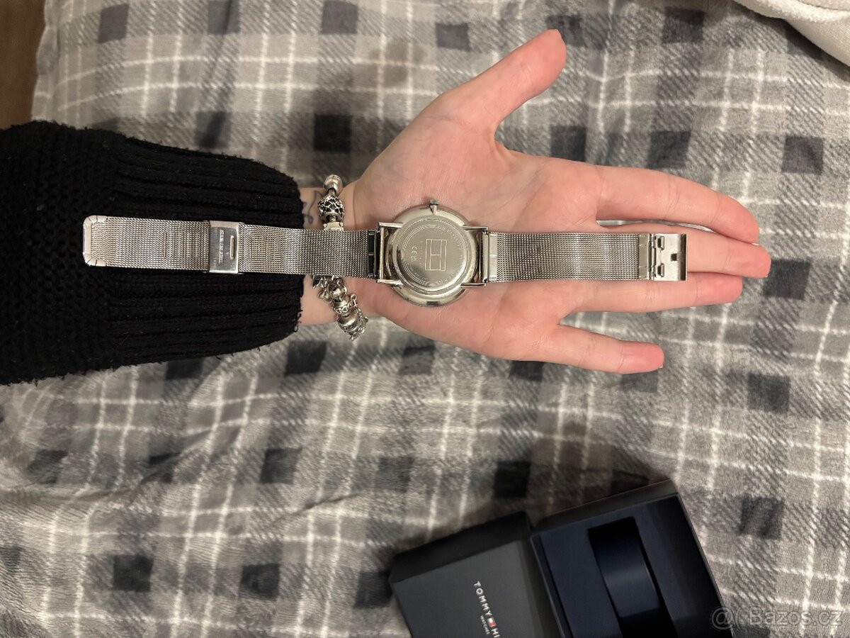 Dámské hodinky Tommy Hilfiger - 5