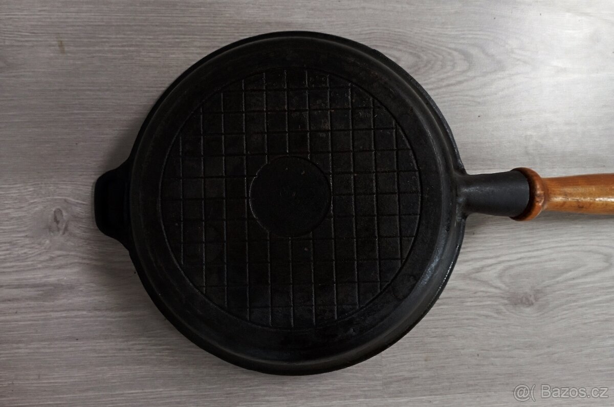 Litinová pánev - 2 kusy - 5