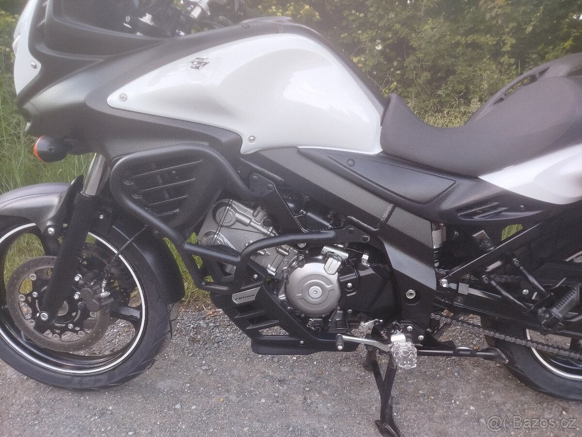 Suzuki DL 650 V strom Serviska