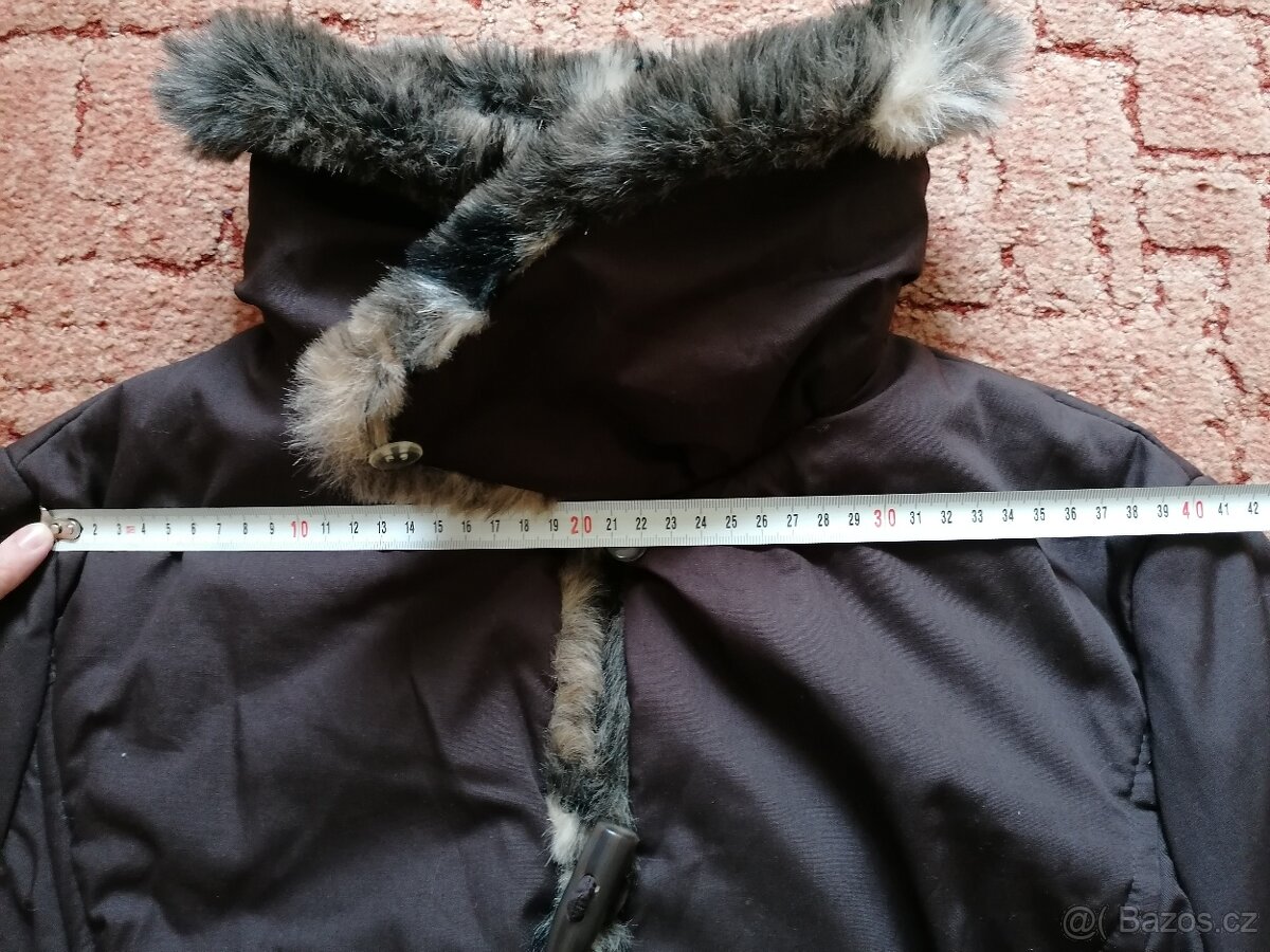 Dámský tmavě hnědý zimní kabát vel. 38 - 5