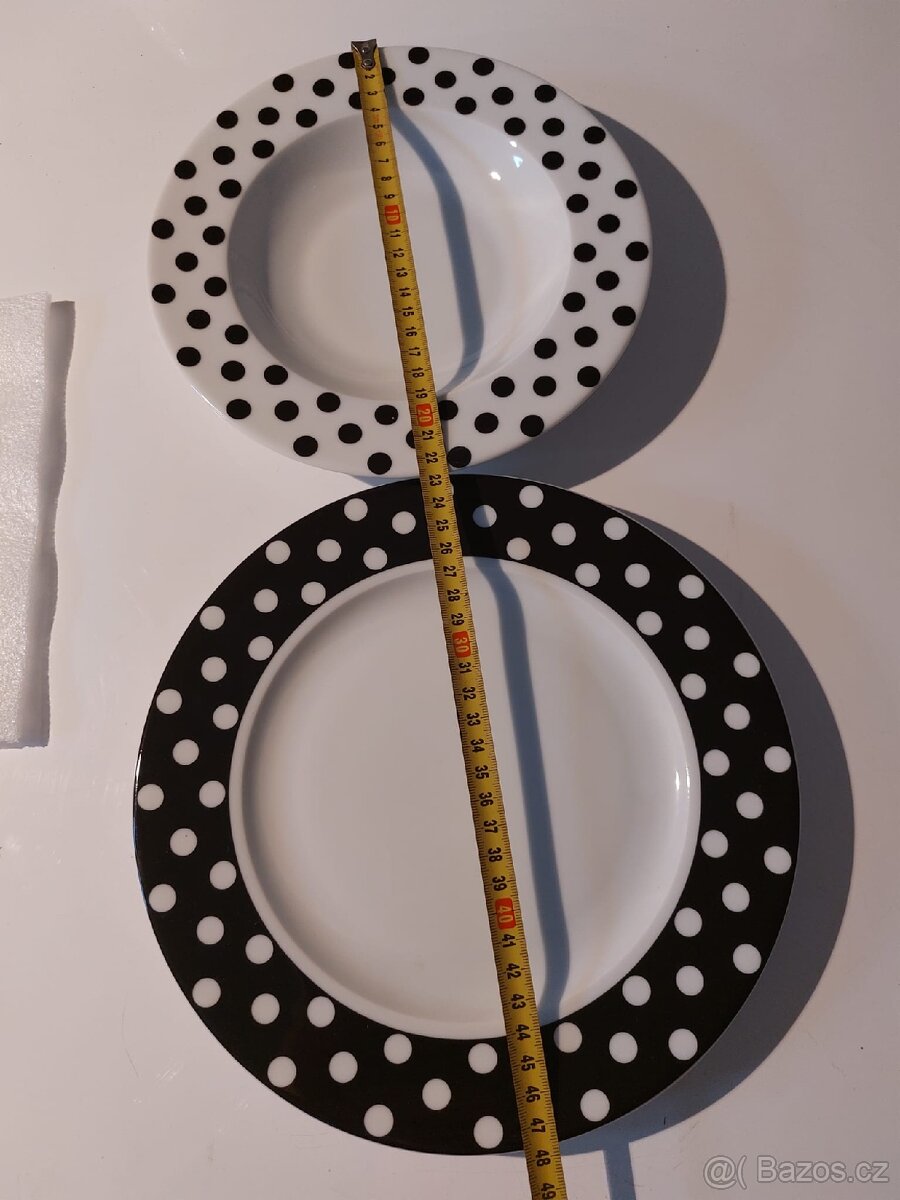 Nová sada českého porcelánu. - 5