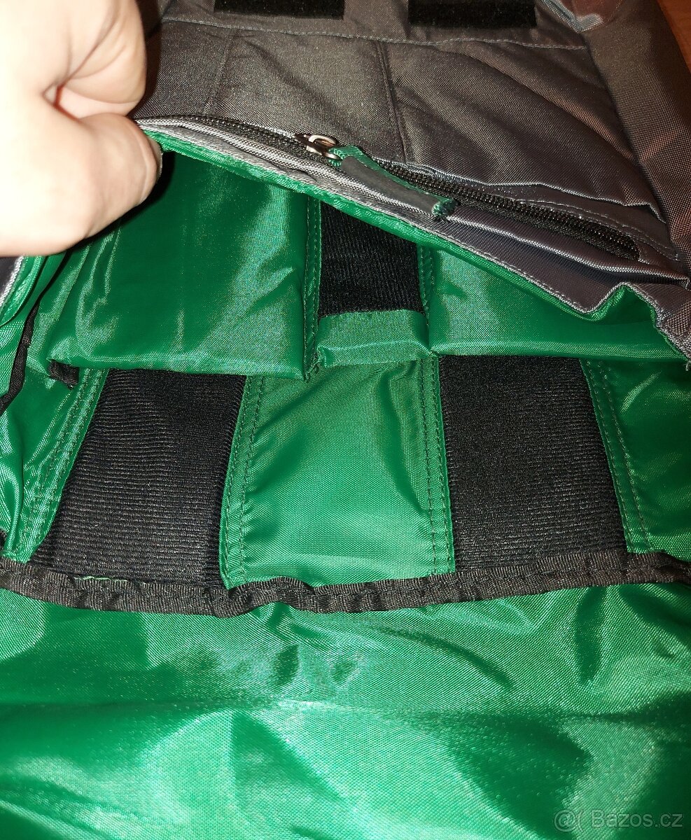 BRAŠNA - NOVÁ V OR. OBALU, velikost cca 35 x 33 x 5 cm - 5