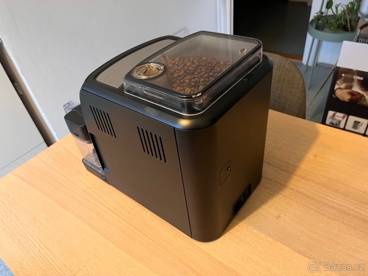 Saeco Intelia automatický kávovar - 5