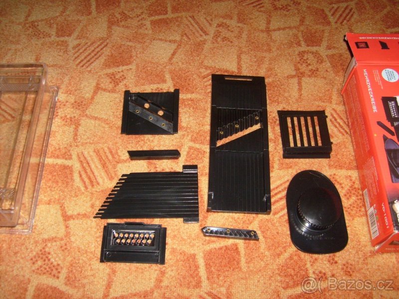 SOUPRAVA NA STROUHÁNÍ A KRÁJENÍ - 5