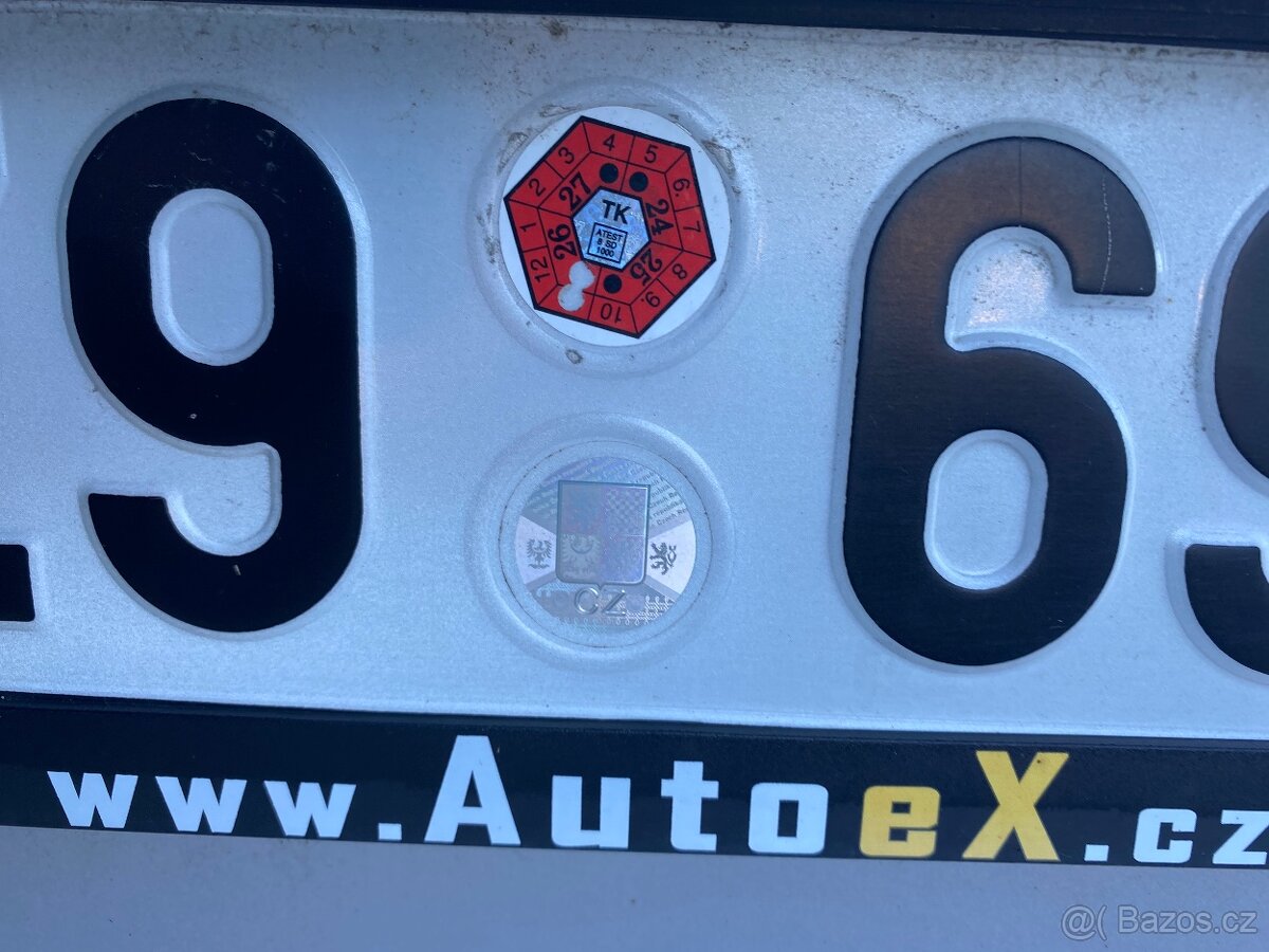 Prodám Jaguar X-type , 2.0 Diesel - vada motoru - 5