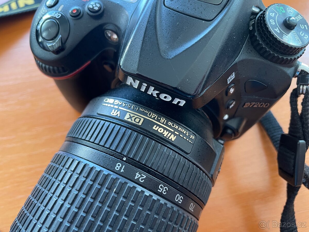 Nikon D7200 s objektivem 18-140 - 5