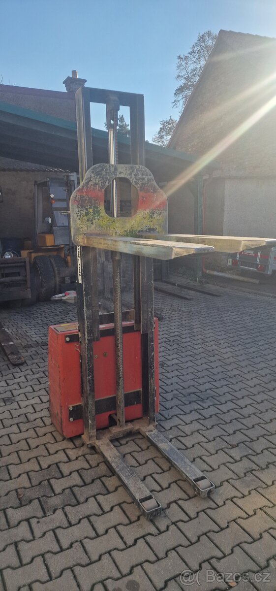 Ručně vedený vysokozdvižný vozík Belet F12APE25 - 5