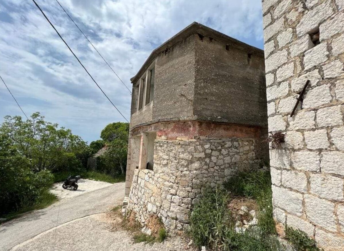 Kamenný dům a stavební pozemek / Chorvatsko - 5