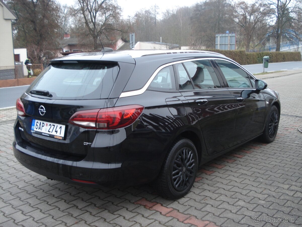 Opel Astra Kombi 1.6 CDTI,ČR,SERVISKA,NOVÁ STK,MODEL 2018 - 5