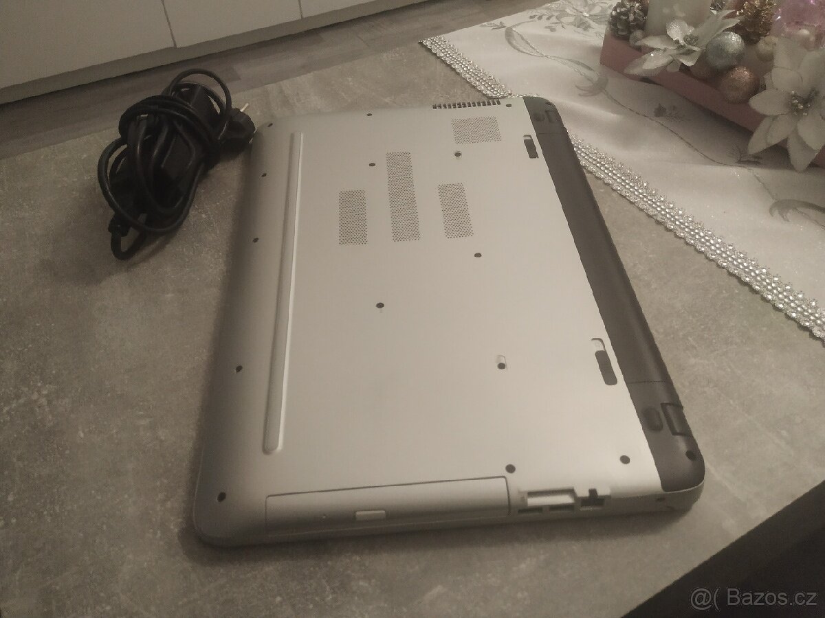 HP Pavilion 17-q162nq - 5